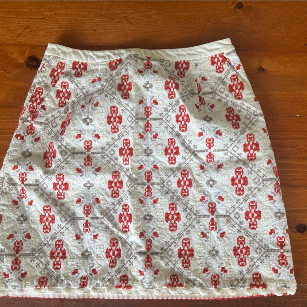 Maeve Red and Cream Patterned Skirt - Picture 2 of 4